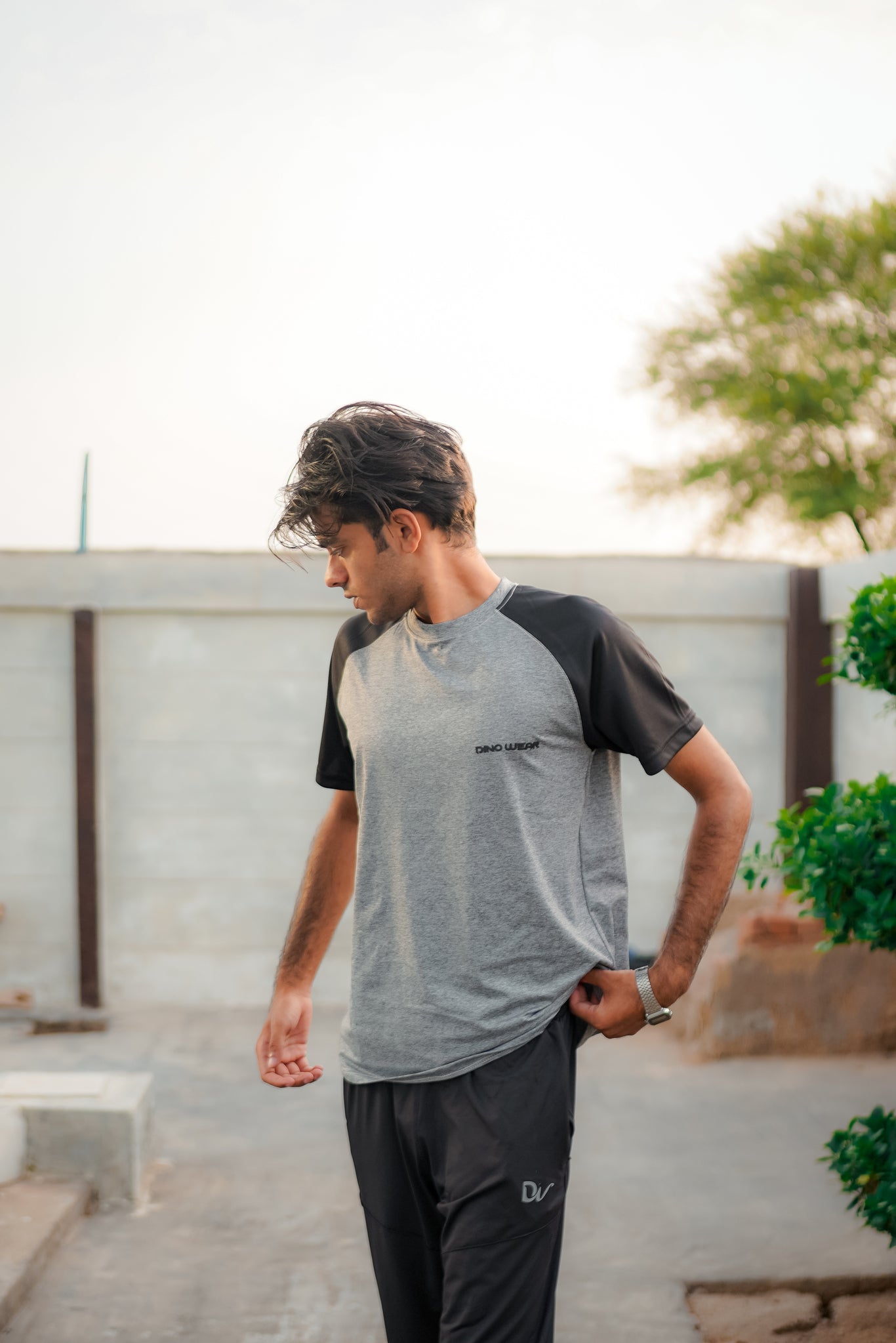 Men’s Gray & Black Lycra T-Shirt – Dino Wear