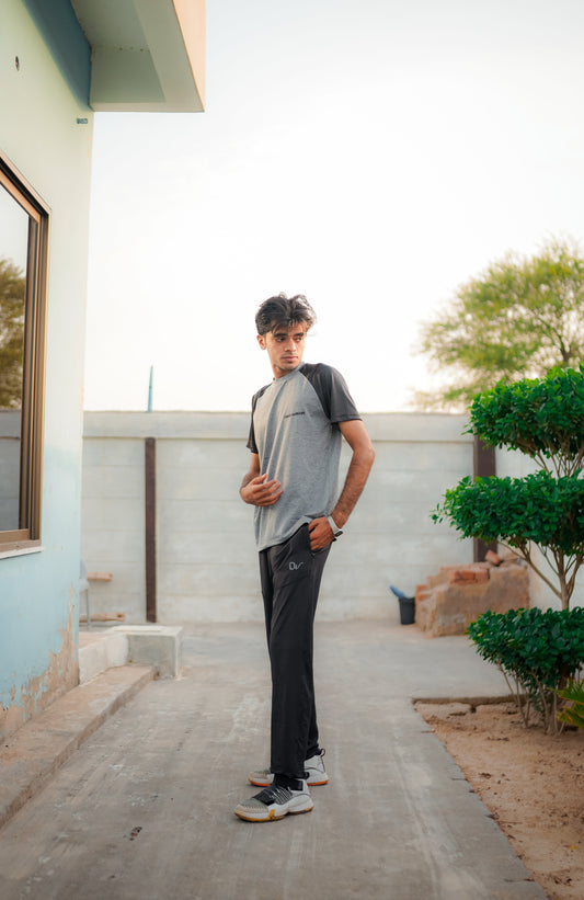 Men’s Gray & Black Lycra T-Shirt – Dino Wear